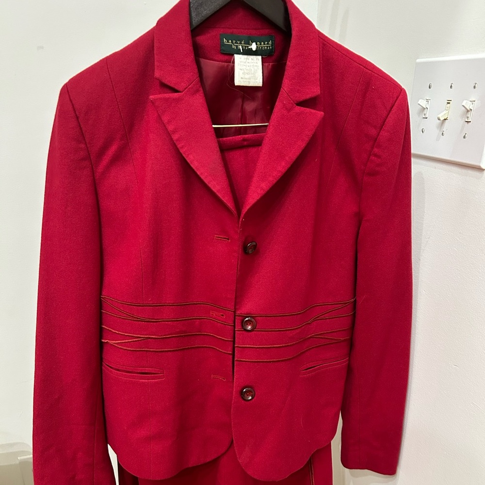 Rich Wool Suit